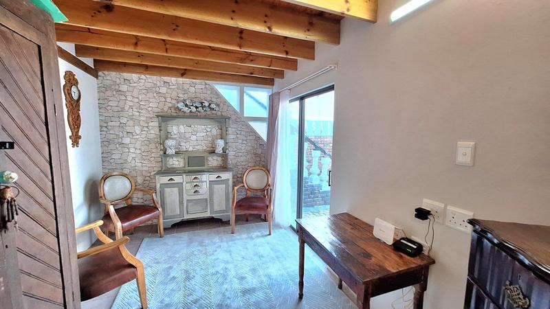 5 Bedroom Property for Sale in Reebok Western Cape